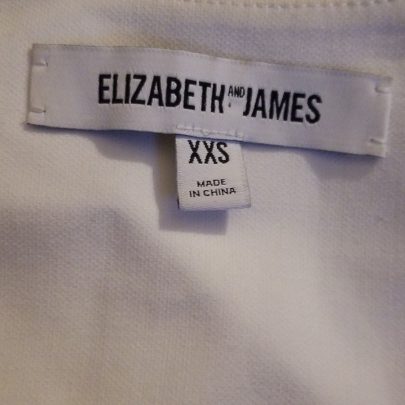 Elisabeth and James white vest - Picture 7 of 8